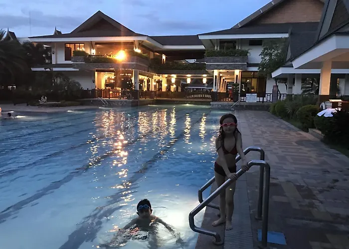 Grand Near Bgc *