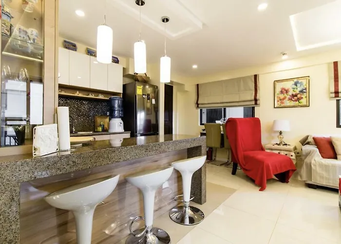Grand Near Bgc *
