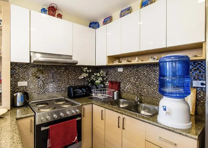 Apartment Grand Near Bgc *